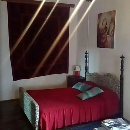 Casa Do Pacio Sabadelle Homestay *