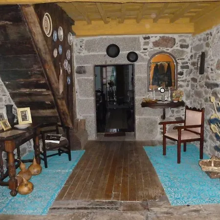 Casa Do Pacio Sabadelle Homestay