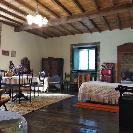 Проживание в семье Casa Do Pacio Sabadelle Луго