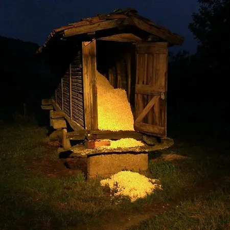 Casa Do Pacio Sabadelle منزل للإقامة لوغو