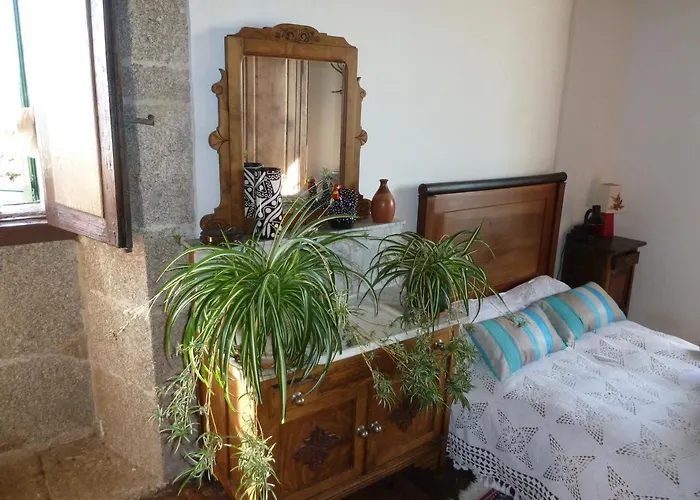 Δωμάτια σε οικογενειακή κατοικία Casa Do Pacio Sabadelle Lugo