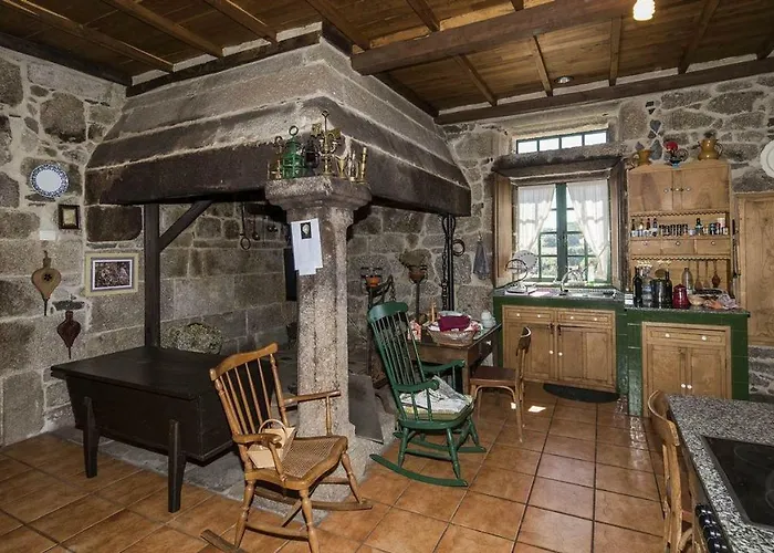 Δωμάτια σε οικογενειακή κατοικία Casa Do Pacio Sabadelle *